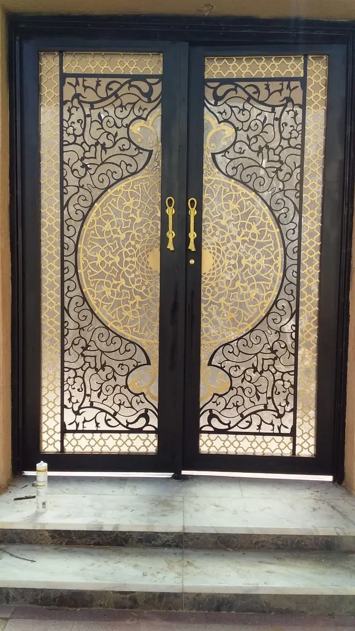 حداد مظلات وأبواب في أبها 