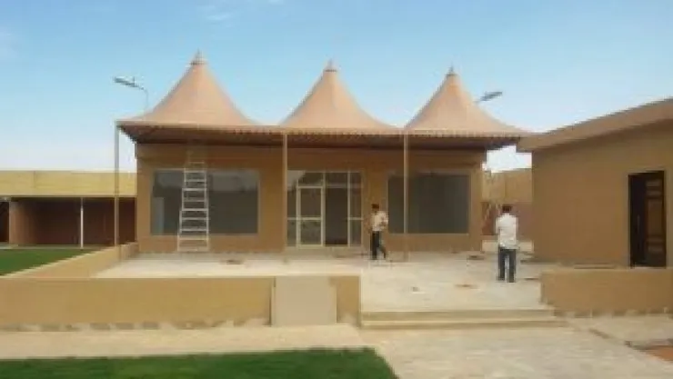 افضل مظلات بلاستيك بي في سي Pvcهرميه في الجنوب 