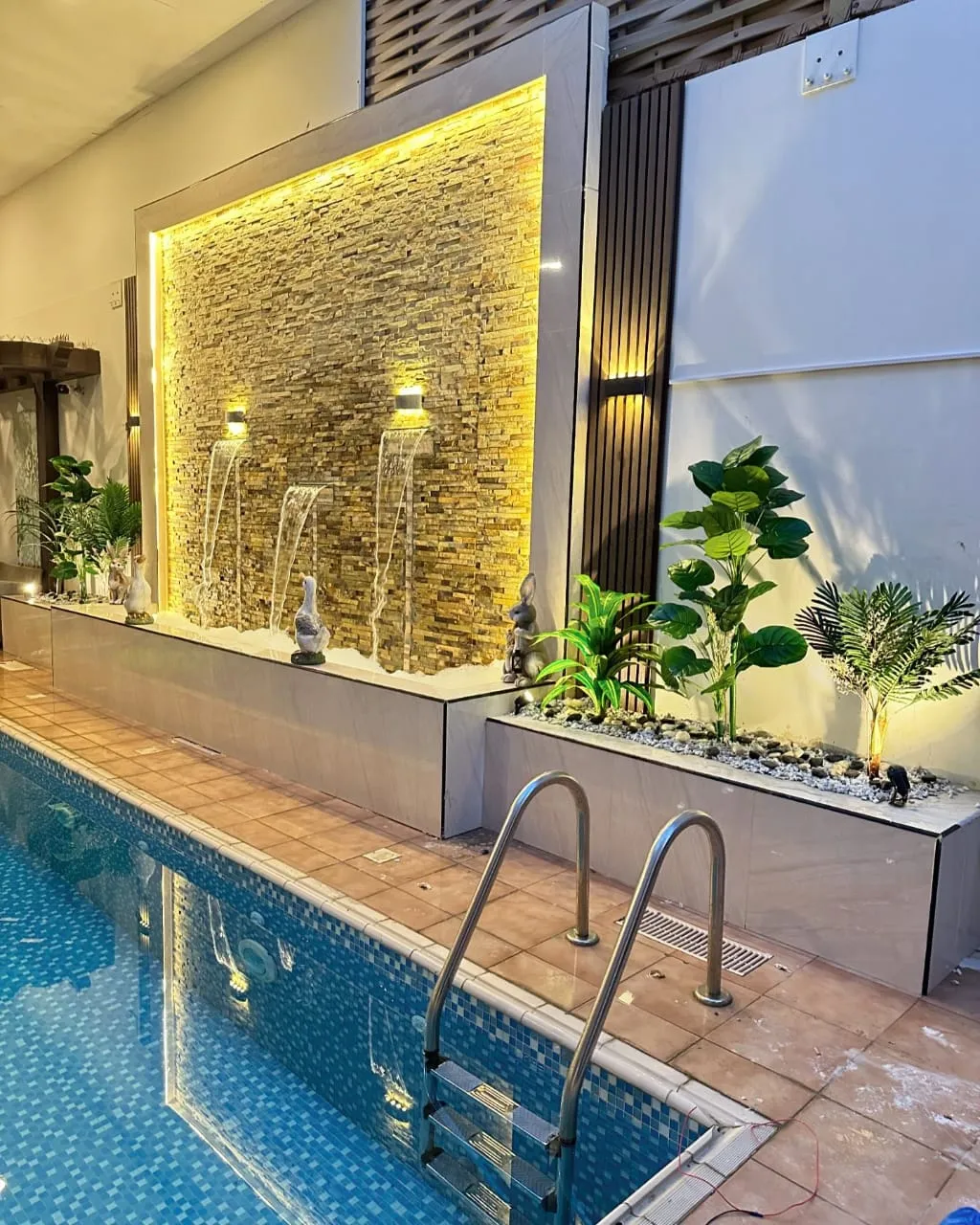 تصميم شلالات وجلسات لأحواش فلل ومنازل أبها والجنوب 