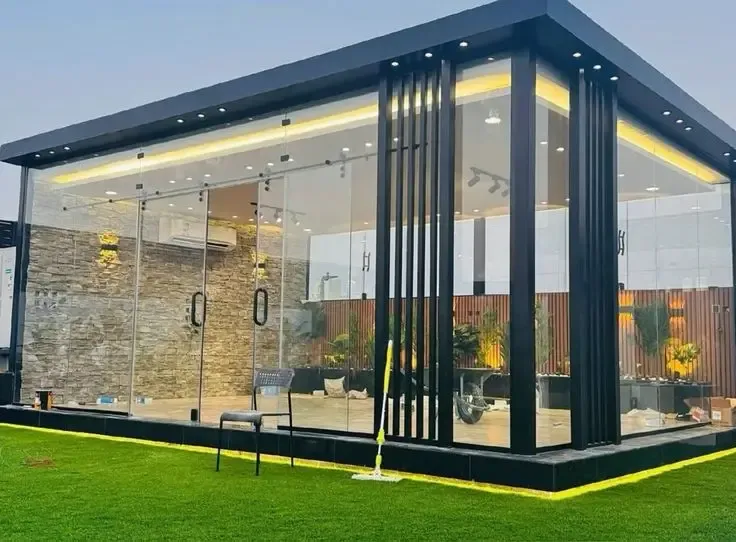 بناءملاحق وجلسات أسطح بالجنوب وأبها وجيزان 