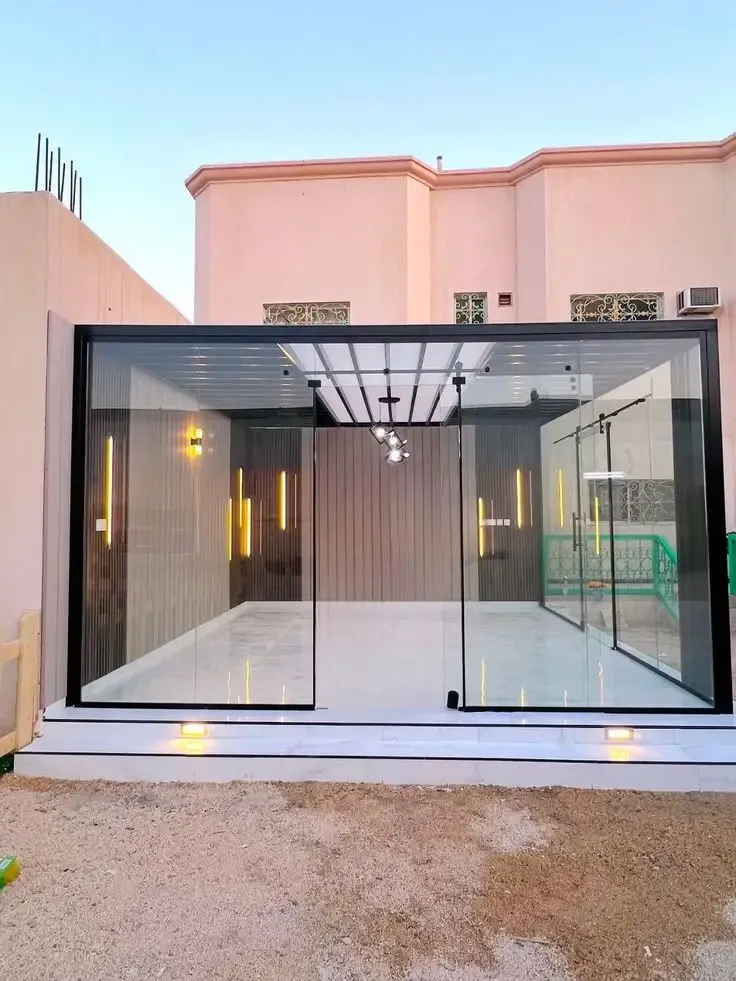 بناءملاحق وجلسات أسطح بالجنوب وأبها وجيزان 