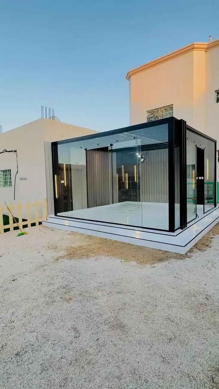 بناءملاحق وجلسات أسطح بالجنوب وأبها وجيزان 