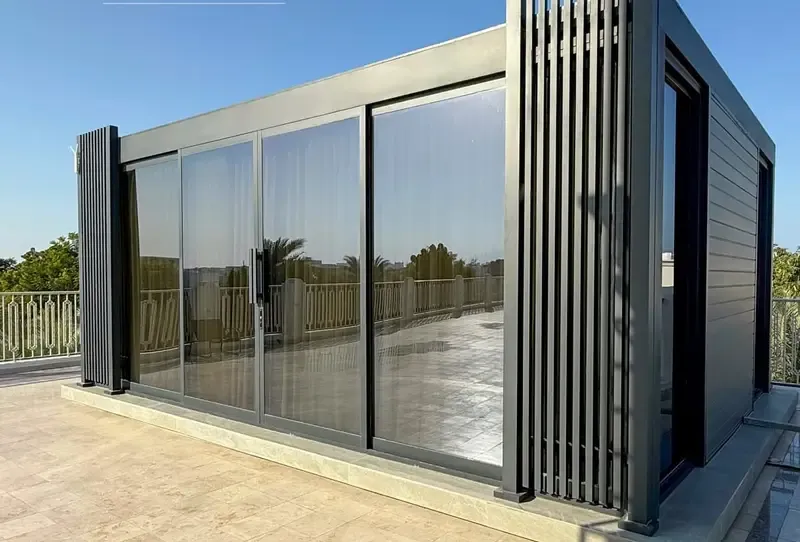 بناءملاحق وجلسات أسطح بالجنوب وأبها وجيزان 