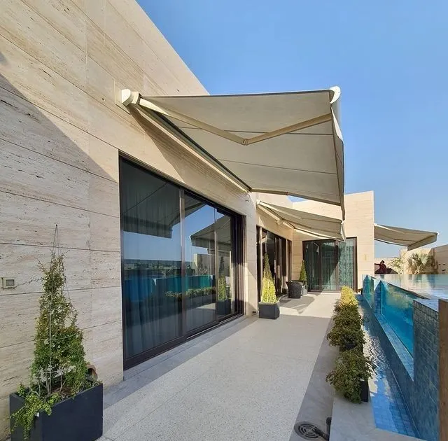 شركة تنفيذ أعمال مظلات متحركة بأسعار مناسبة بالجنوب 