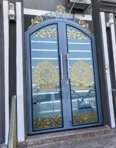 معلم تركيب كرديوم ابواب وشبابيك في الجنوب وأبها وعسير 