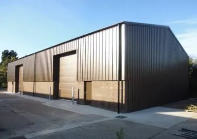 انواع حديد الهناجر والمستودعات الحديثة لعام 2026في أبها 