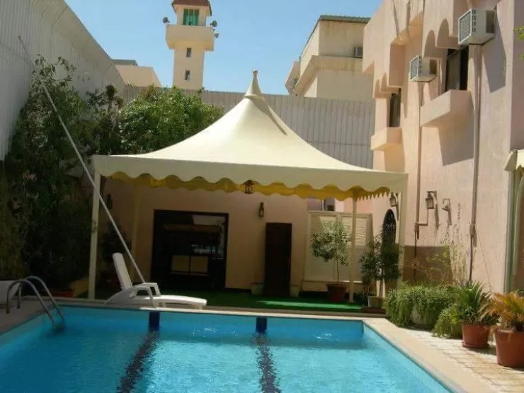 افضل تركيب مظلات هرمية حديثة لعام 2026في أبها 