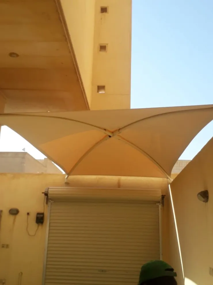 مظلات سحب يدوي ومظلات خزانات بالجنوب :حلول تظليل عملية 