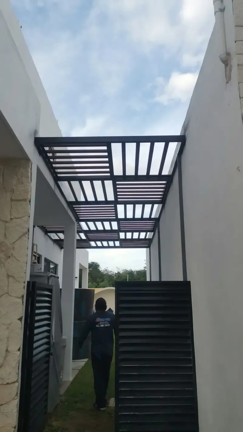 محداد مظلات جلسات خارجية وبرجولات في الجنوب وأبها وعسير