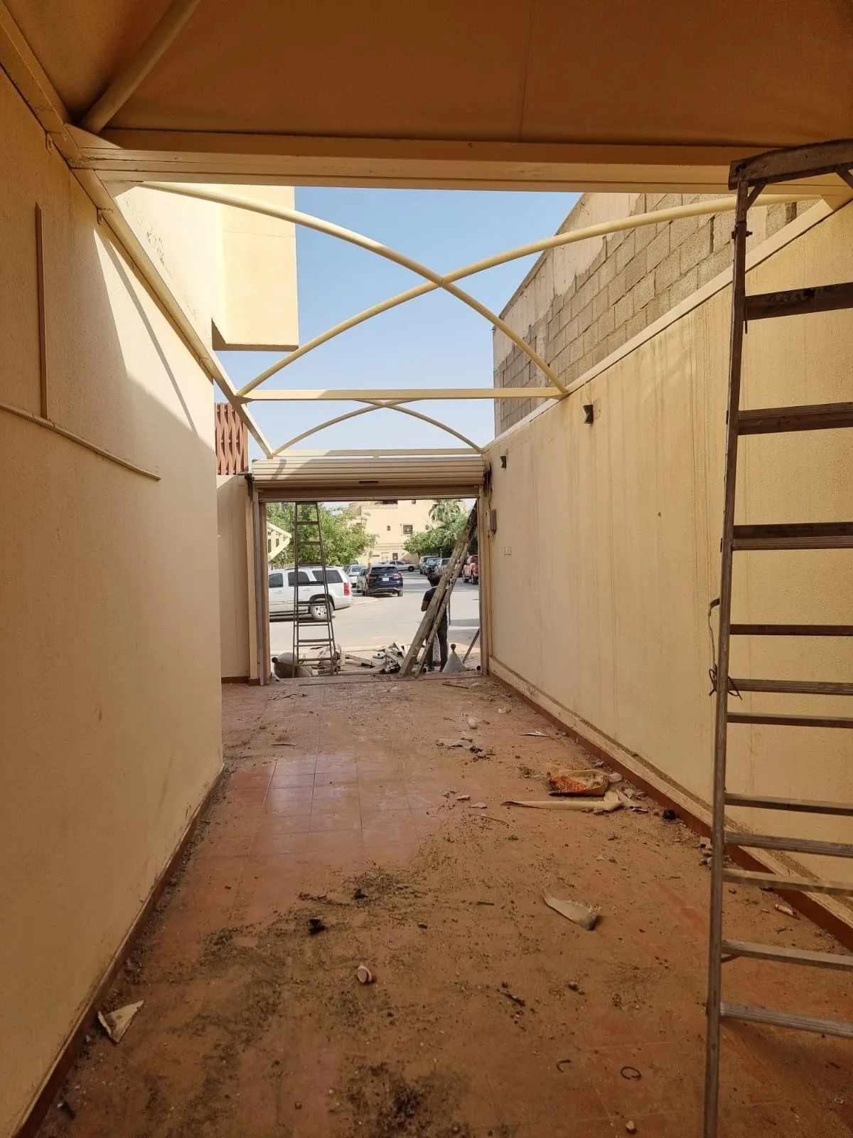 مظلات وسواتر عسير