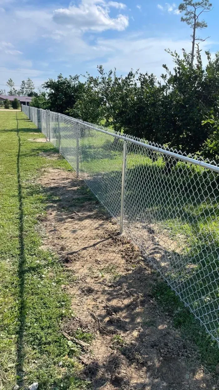 ورشة حداد شبوك أسلاك مجلفنة بالجنوب