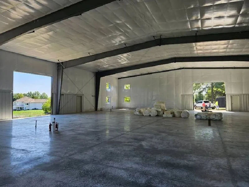 أسعار الهناجر والمستودعات الحديدية وسندوتش بانل في أبها