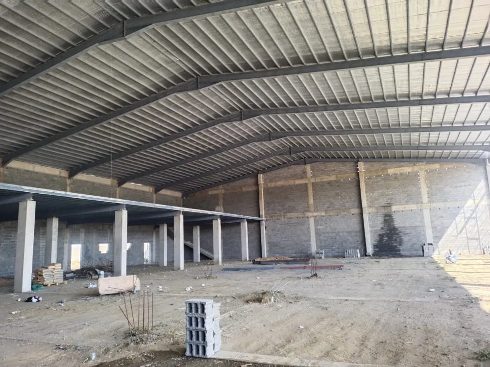 أسعار الهناجر والمستودعات الحديدية وسندوتش بانل في أبها