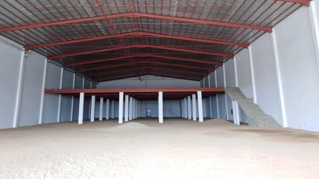 أسعار الهناجر والمستودعات الحديدية وسندوتش بانل في أبها