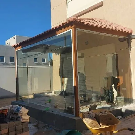 ملاحق ومجالس البناء الحديث ومجالس ملكيه في الجنوب