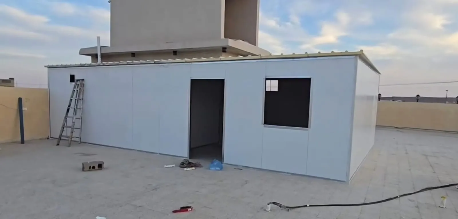 اقرب محل ساندوتش بانل متخصص في بالجنوب