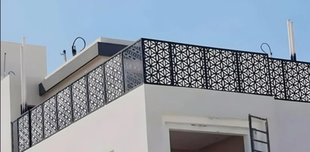 اقرب محل حداده تركيب المظلات وسواتر في الجنوب