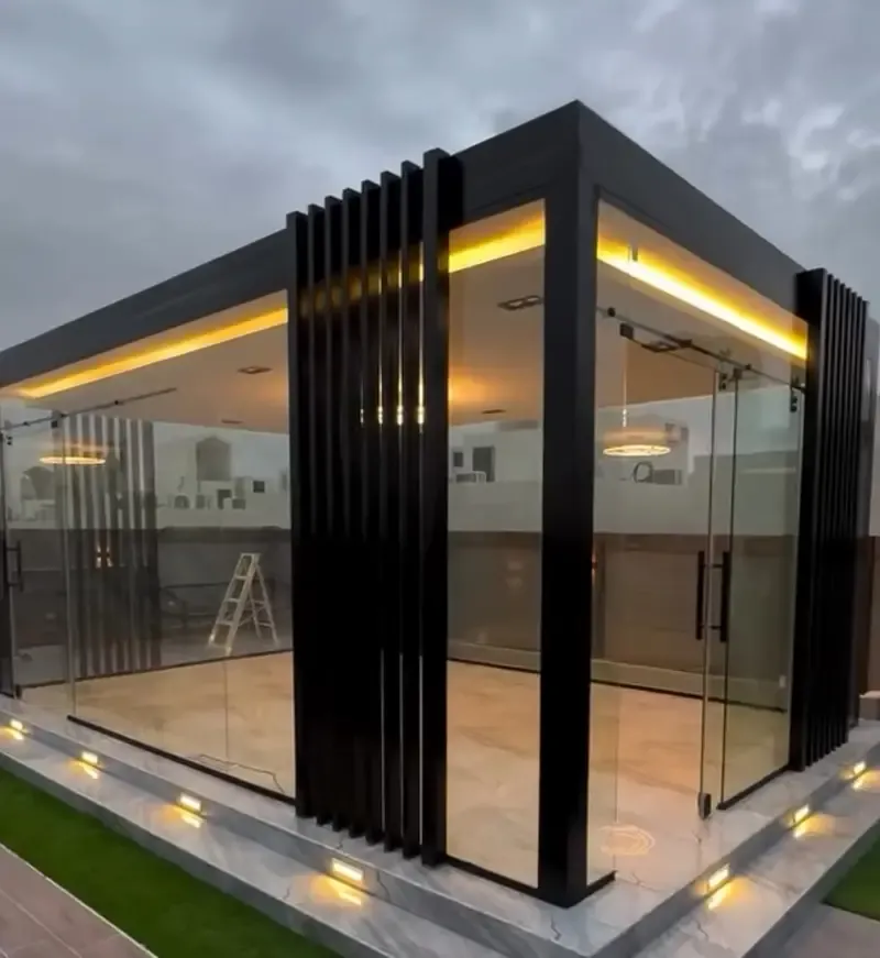 مقاول بناء مجالس زجاجية أنيقة وبسيطة بأقل تكلفة بالجنوب