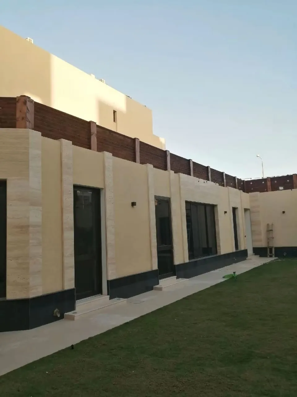 سواتر المنازل والفلل في الجنوب لأنواع، الأسعار، وأحدث سواتر 