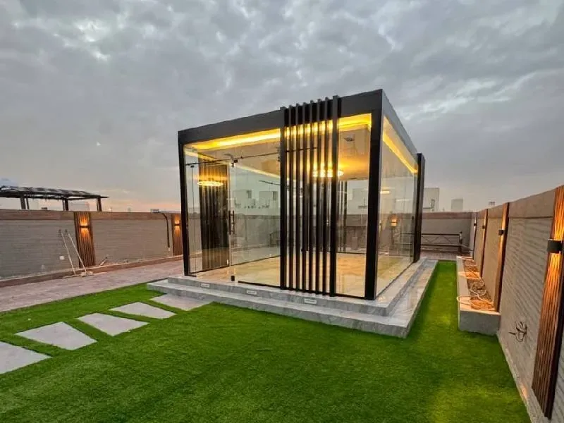 غرف إضافية خارجية وملاحق للاستراحة (أو للضيافة)في الجنوب 