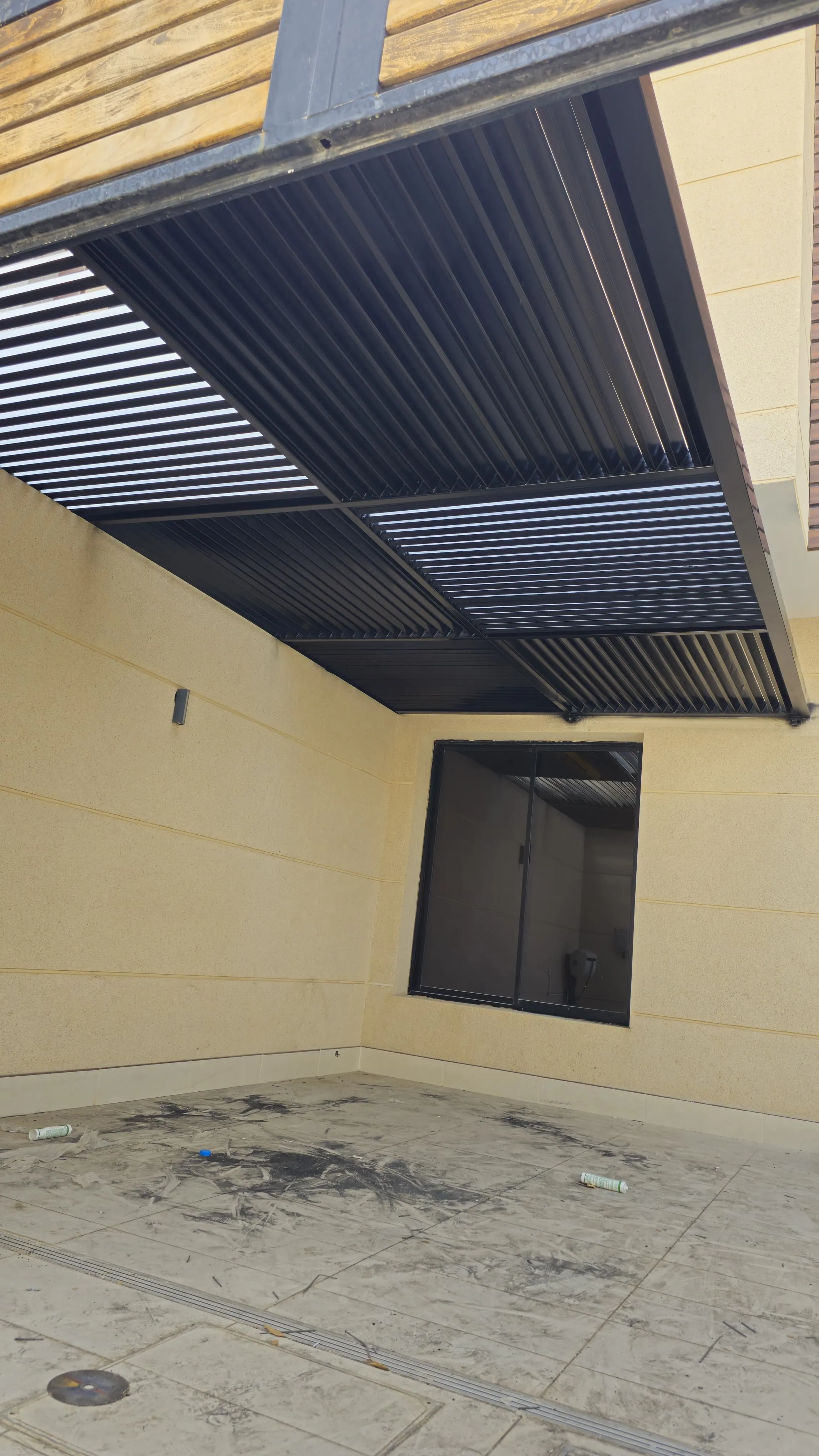 مظلات وسواتر الجنوب لاحواش الفلل منازل دليل الفخامة والحماية