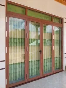 حداد منتقل في تركيب أبواب وشبابيك ونوافذ بالجنوب بجودة عالية