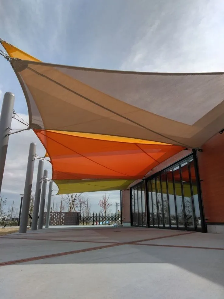 تحويل الفناء إلى واحة في أبها:للمظلات والحدائق ومظلات