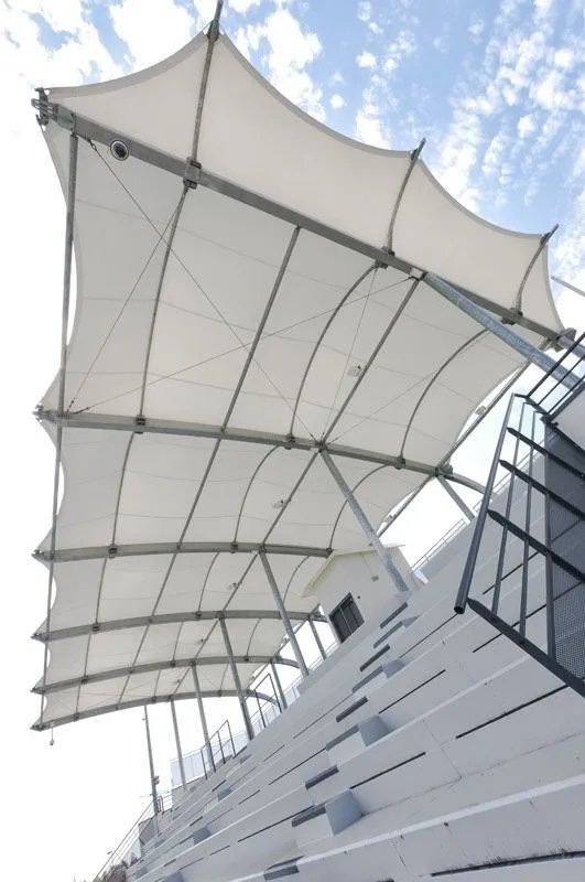 تحويل الفناء إلى واحة في أبها:للمظلات والحدائق ومظلات