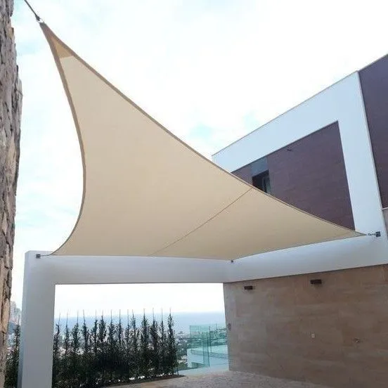 تحويل الفناء إلى واحة في أبها:للمظلات والحدائق ومظلات