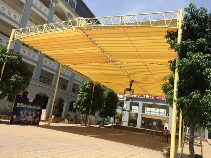 تركيب مظلات مداخل للمدارس والمنازل في الجنوب: حماية، فخامة