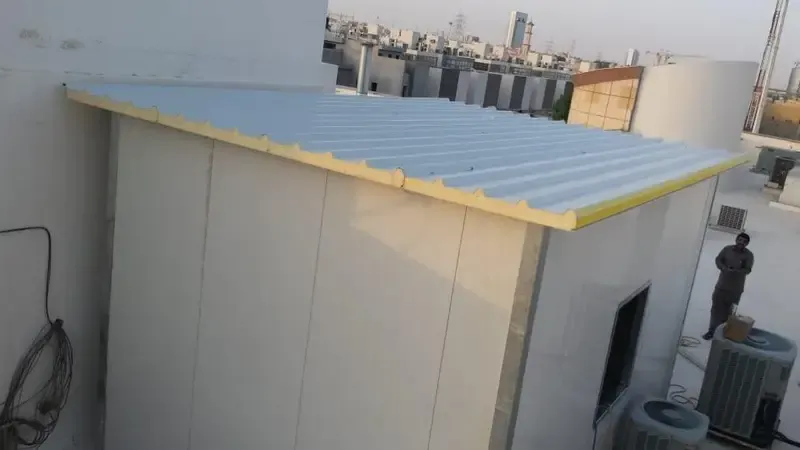 تركيب ساندوتش بنل للملاحق في الجنوب وابهاء:التكلفة، الخطوات