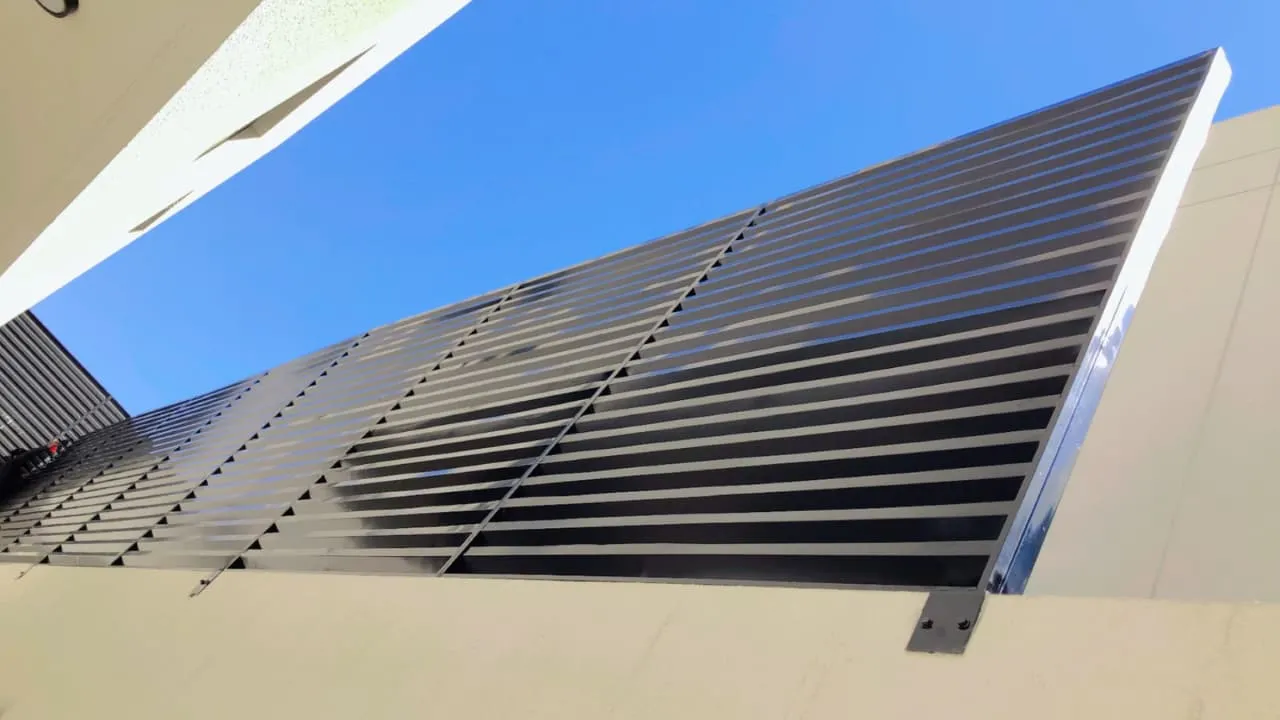 حداد مظلات وسواترفي أبها:اختيار أفضل الأنواع وأحدث التصاميم 