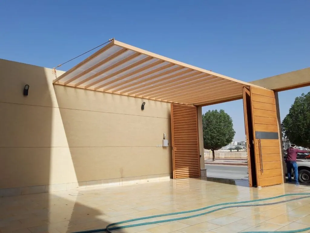 اصلاح مظلات كراج مقوسة بتثبيت آمن في الجنوب وابهاء 