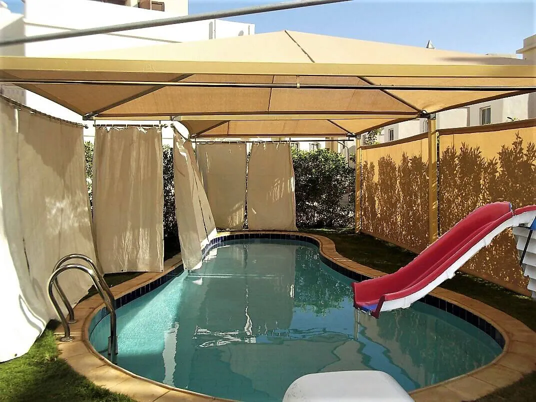 أفضل أنواع مظلات حدائق ومسابح بالجنوب وابهادليل شامل للأسعار