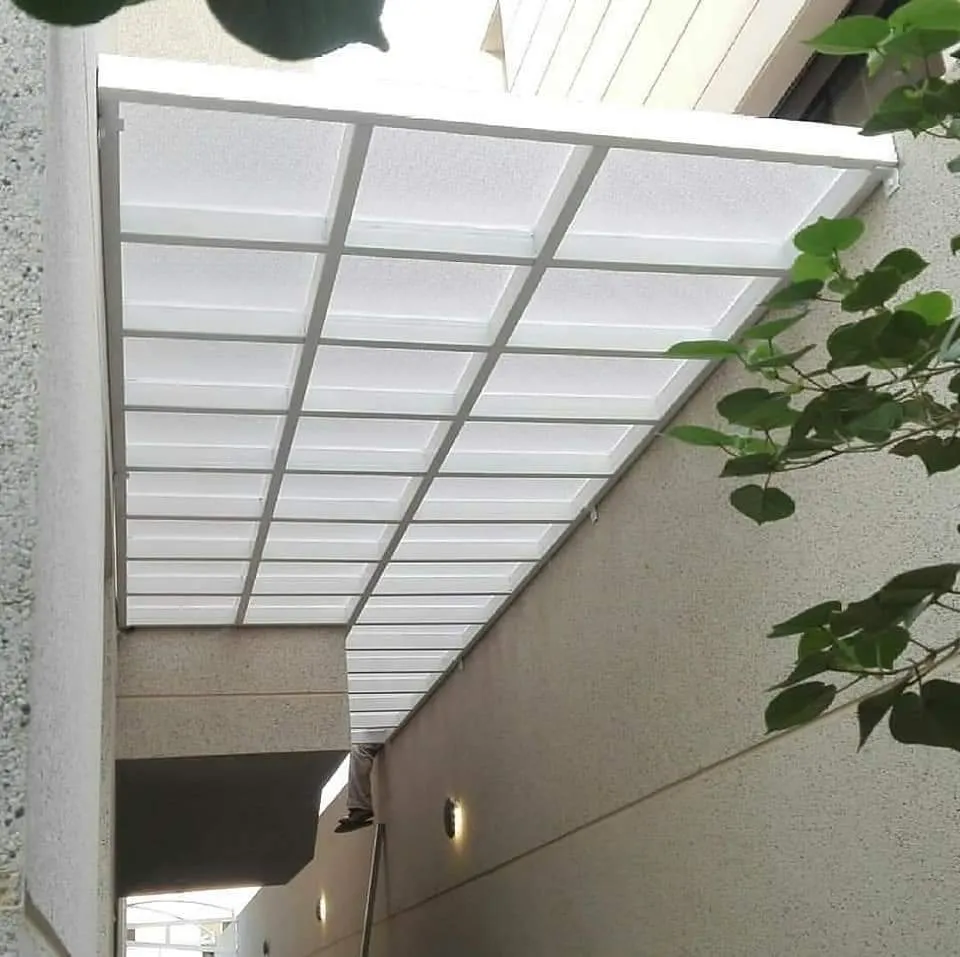 مظلات لكسان في جنوب المملكة:دليل الفخامة والحماية القصوى