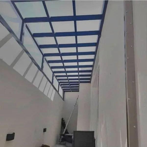 مظلات لكسان في جنوب المملكة:دليل الفخامة والحماية القصوى