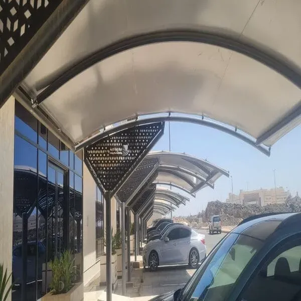 دليل تركيب أفضل مظلات خارجية للمنازل في الجنوب لعام 2026