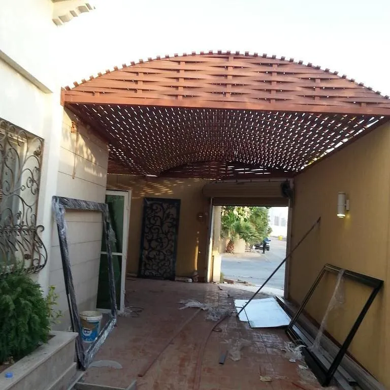 دليل تركيب أفضل مظلات خارجية للمنازل في الجنوب لعام 2026