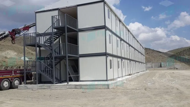 تركيب ساندوتش بانل للملاحق والغرف في جيزان:بأسعار مناسبة