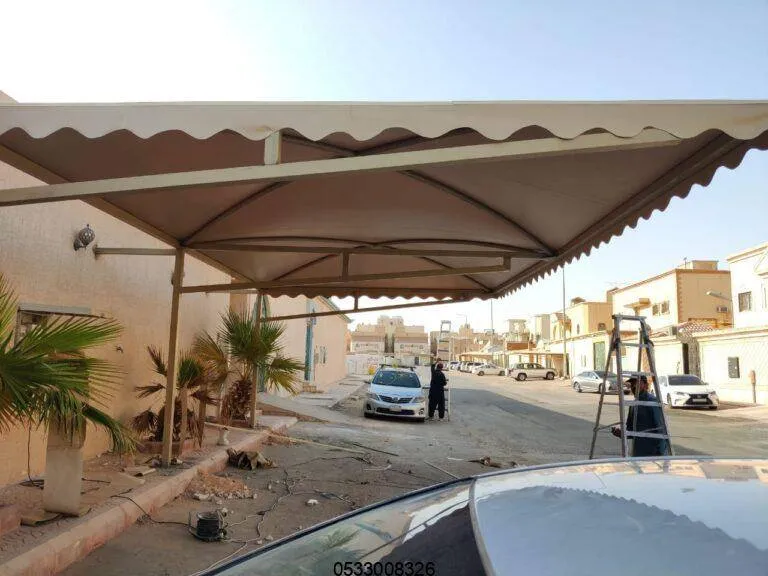 دليل شامل حول تركيب مظلات سيارات بالجنوب: الأنواع، الأسعار