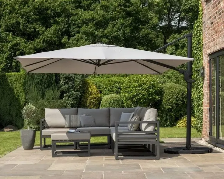 أفضل جلسات خارجية 2026 في أبها: دليل الفخامة والراحة وضمان