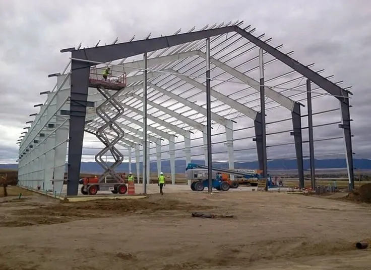 هناجر ومستودعات وغرف سندويش بانل في أبها:لأفضل الحلول