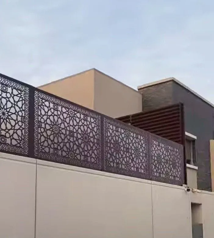 حداد تركيب سواتر في أبها بجميع أنواعها وأشكالها