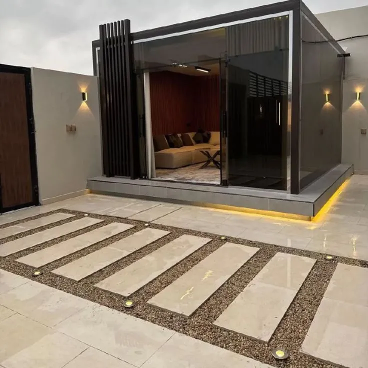 مجالس خارجية زجاجية فاخرة في أبها|تصميم وتركيب مجالس 