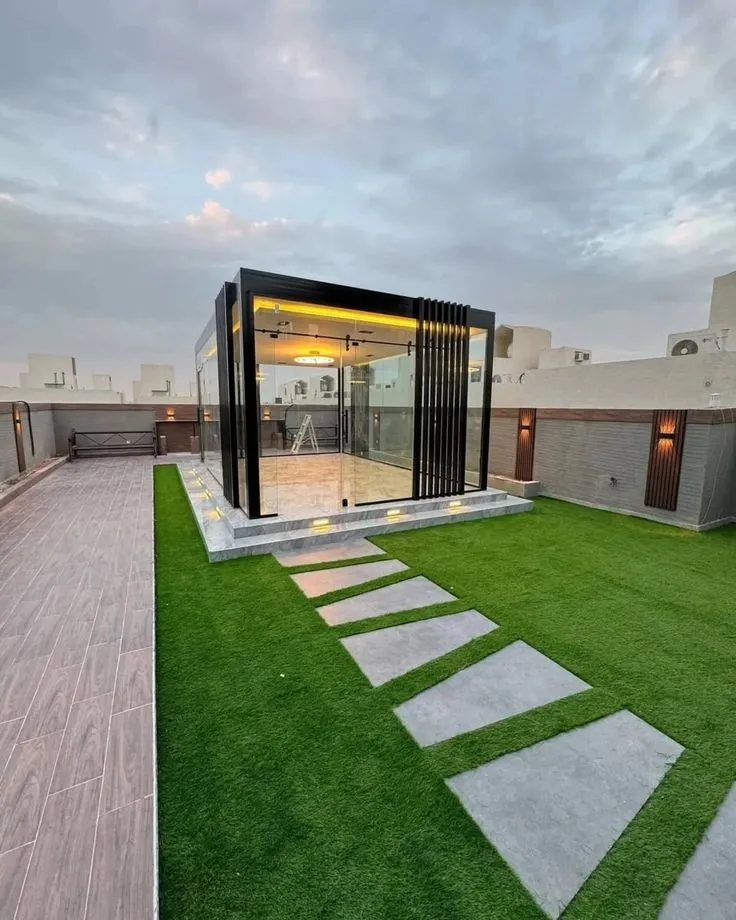 مجالس خارجية زجاجية فاخرة في أبها|تصميم وتركيب مجالس 