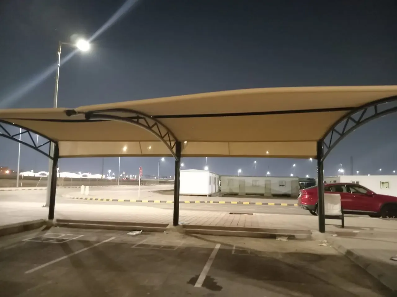حداد تركيب مظلات أبها|فني تركيب مظلات سيارات ومظلات خارجية