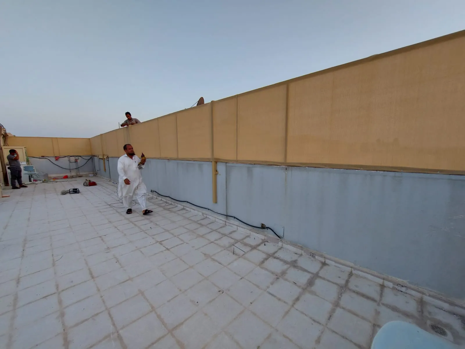 سواتر في أبها بجميع أنواعها وأشكالها 